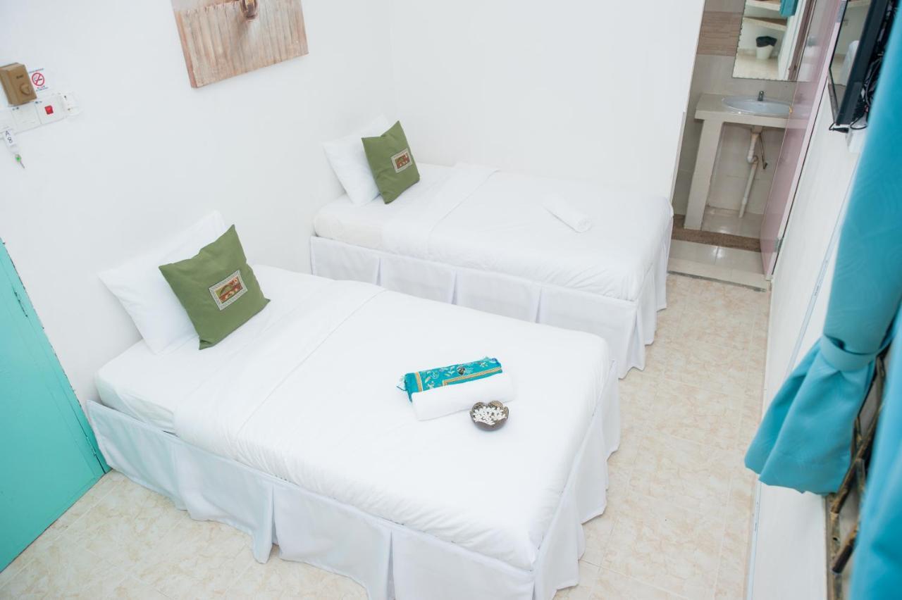 Ibai Beach Guesthouse Куала-Тренгану Экстерьер фото